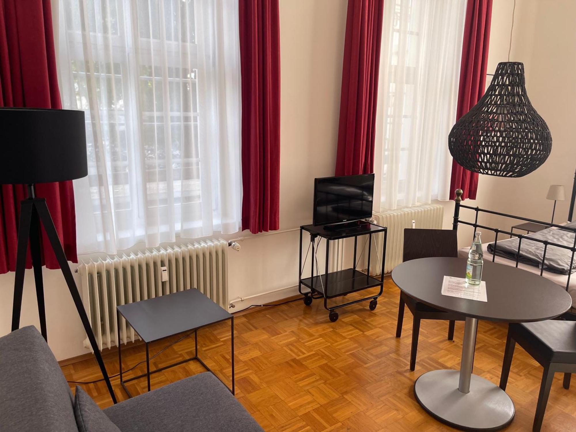 Whliving - Apartments & Studios In Konstanz Ngoại thất bức ảnh
